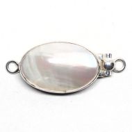 Large oval pearl clasp