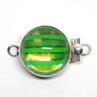 Green wave clasp