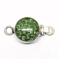 Green basket-weave clasp