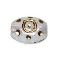Opaline gold incised oval beads